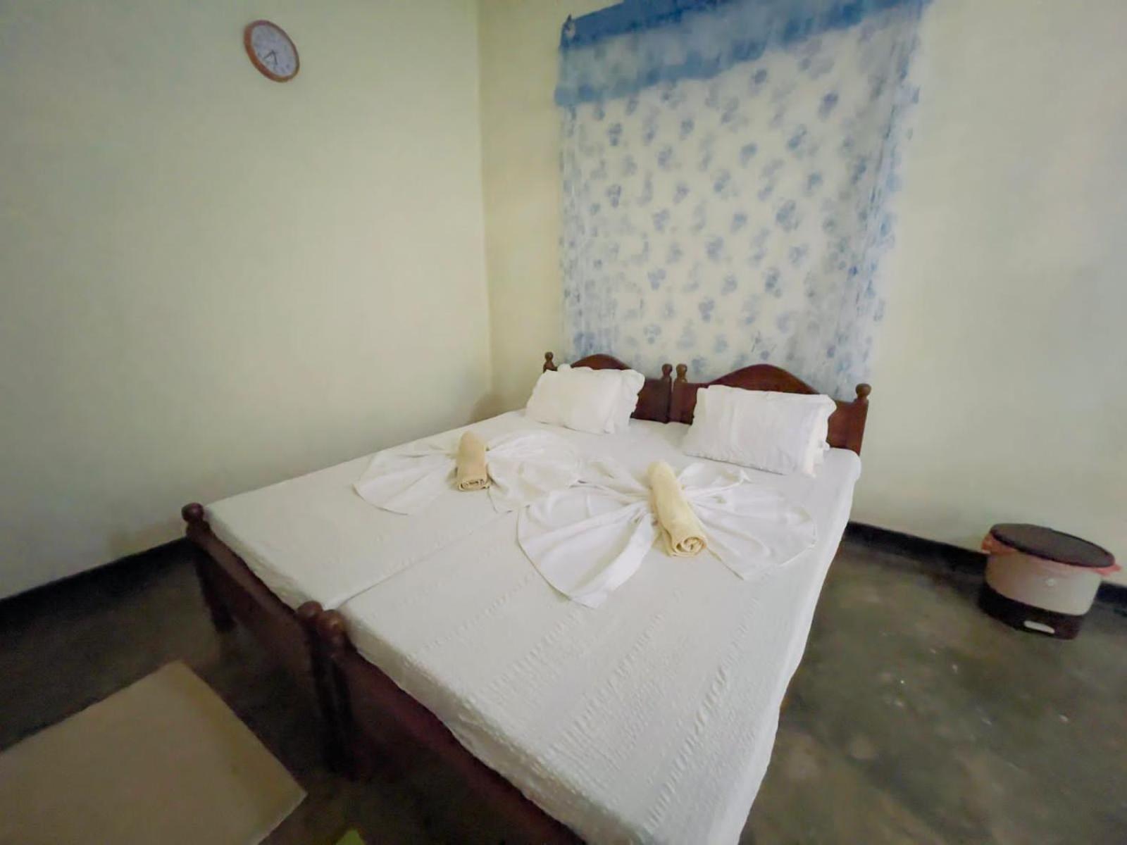 Weeragiri Home Stay Mirissa Exterior foto