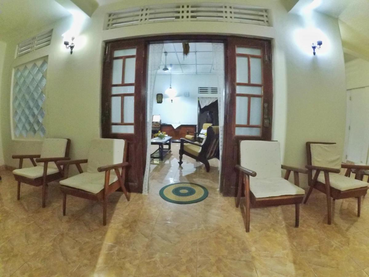 Weeragiri Home Stay Mirissa Exterior foto