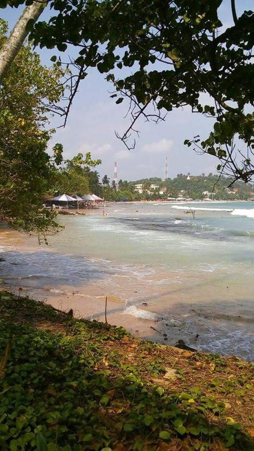 Weeragiri Home Stay Mirissa Exterior foto